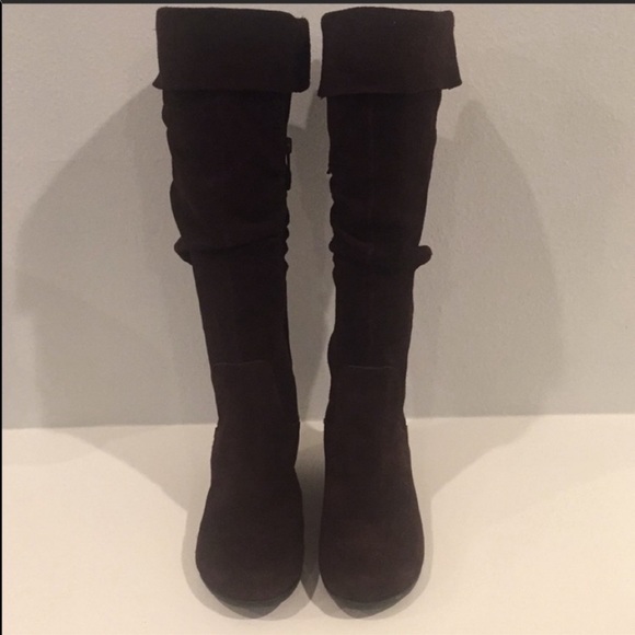 ME TOO brown suede wedge boots Size 6.5 - Picture 2 of 8